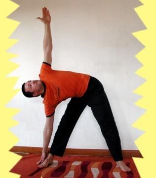 Trikonasana